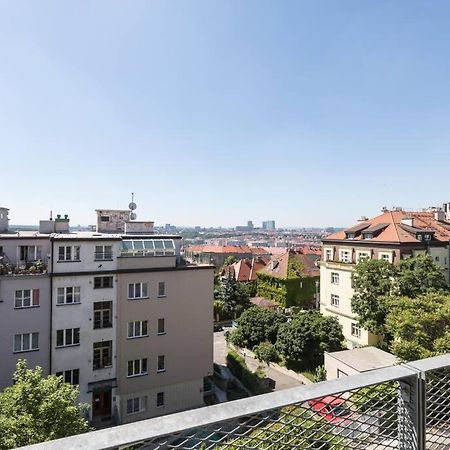 Jt'S Apartments Korunni Str. Prag Exterior foto